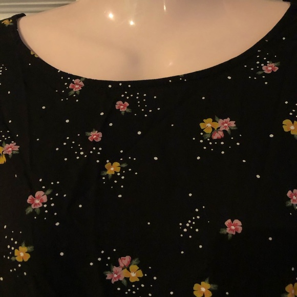 𝒷𝓁𝒶𝒸𝓀 𝒻𝓁𝑜𝓌𝑒𝓇𝑒𝒹 𝒹𝓇𝑒𝓈𝓈 - Picture 6 of 7